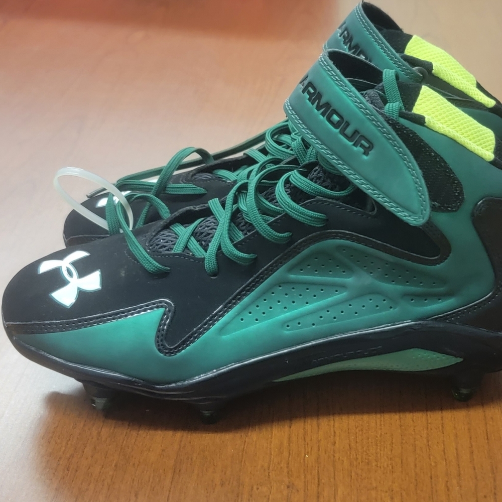 Under Armour Football cleats